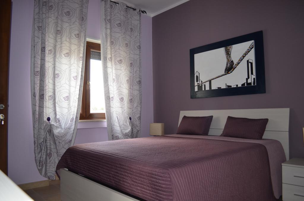 Lambruschini 69 Bed & Breakfast Fiumicino Oda fotoğraf